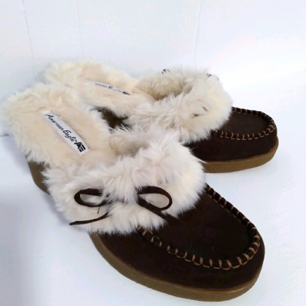 American Eagle Brown Suede  Furry Sandals